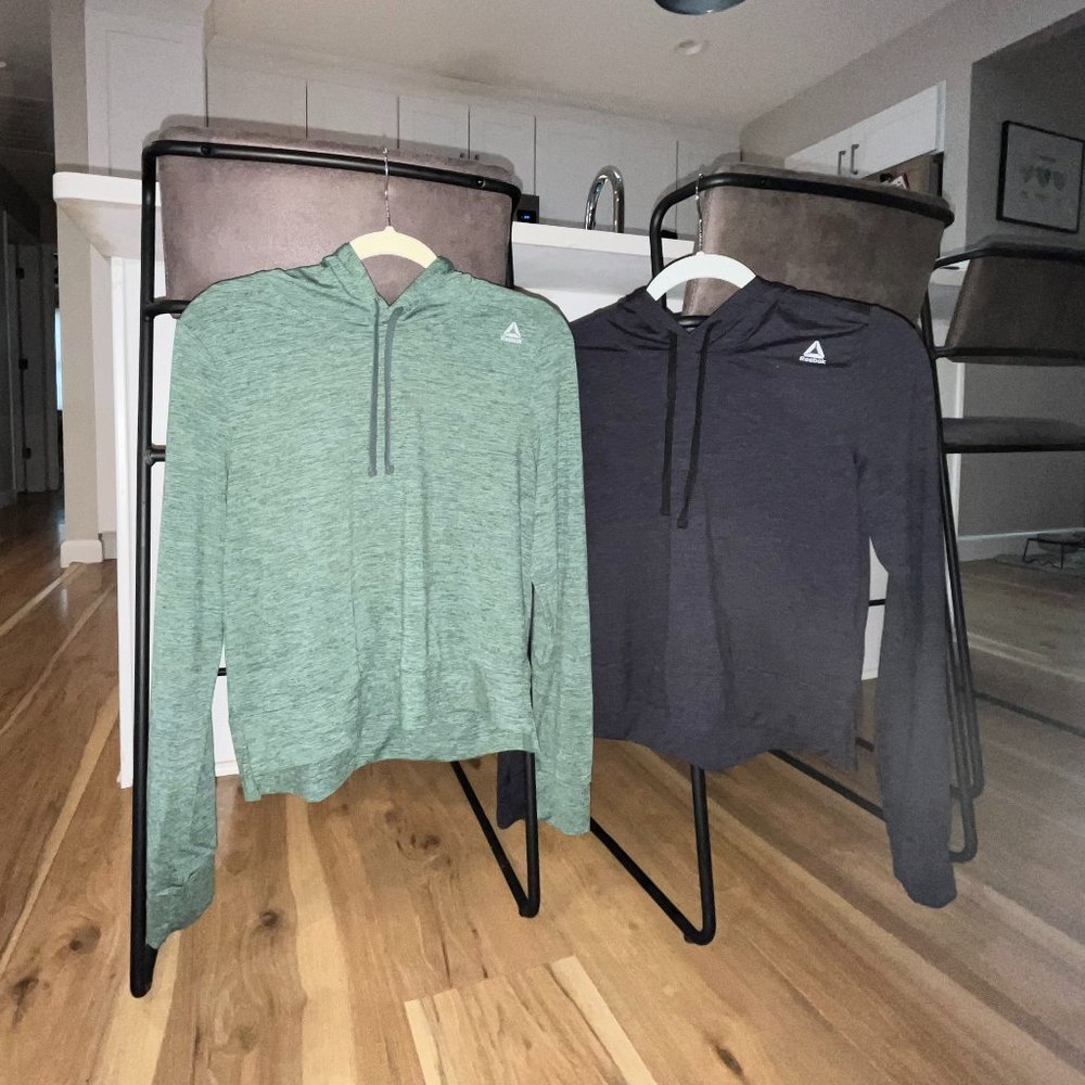 Reebok Cropped Pullovers (Small) (2)